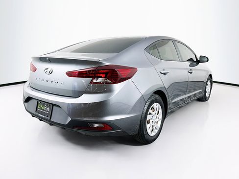 Used 2019 Hyundai Elantra SE image 9