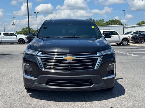 Used 2023 Chevrolet Traverse LT FWD image 8
