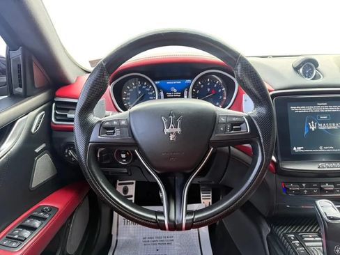 Used 2019 Maserati Ghibli S GranSport Q4 AWD/4WD image 13