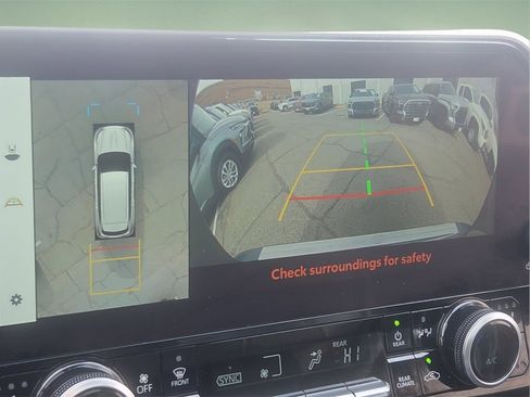 Used 2023 Toyota Highlander Platinum image 22