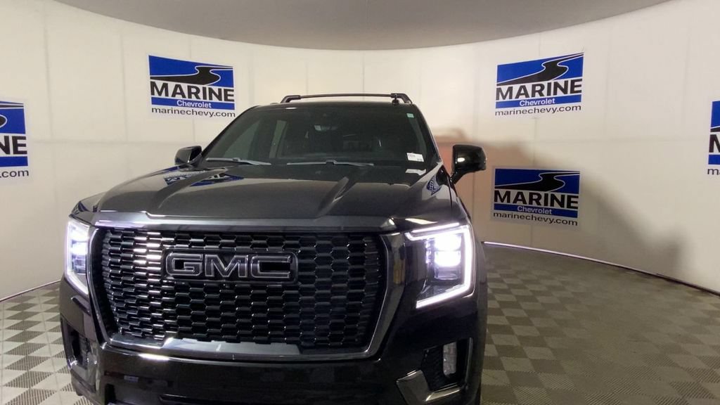 Used 2024 GMC Yukon Denali Ultimate AWD/4WD image 5