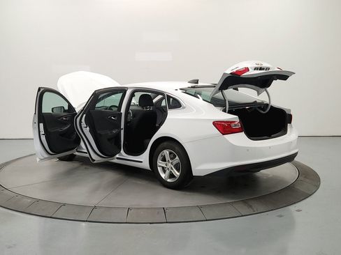 Used 2024 Chevrolet Malibu LS w/ Driver Confidence Package FWD image 14