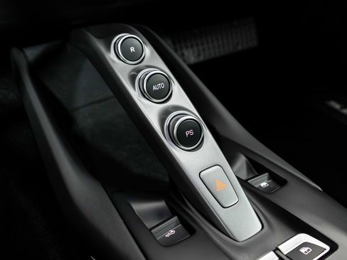 Used 2021 Ferrari 812 GTS image 37