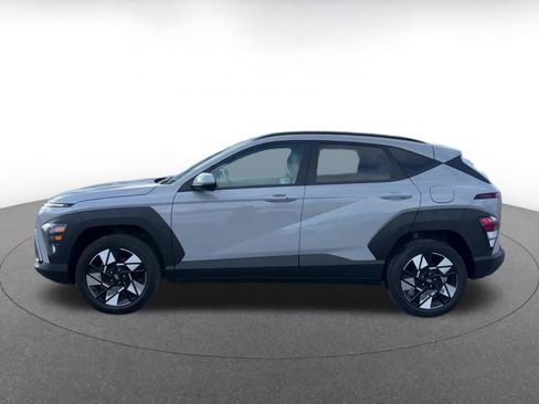 Used 2025 Hyundai Kona SEL image 9