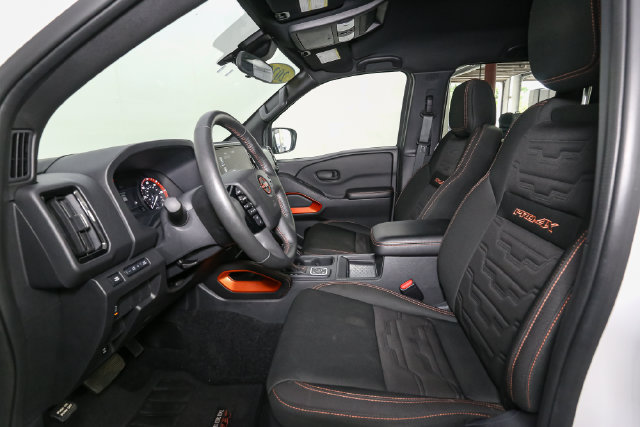 Used 2026 Nissan Frontier PRO-4X AWD/4WD image 35