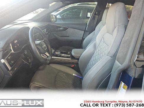 Used 2021 Audi SQ8 Prestige w/ Prestige Package AWD/4WD image 4