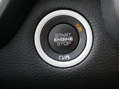 Used 2020 RAM 1500 Big Horn AWD/4WD image 30