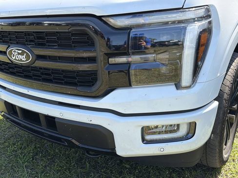Used 2024 Ford F150 Lariat w/ FX4 Off-Road Package AWD/4WD image 4