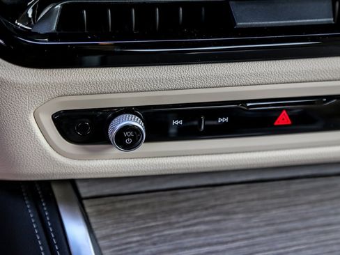 Used 2025 BMW 430i xDrive 430i xDrive w/ M Sport Package image 16