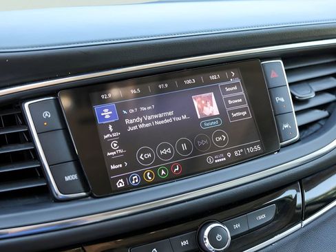 Used 2023 Buick Enclave Avenir w/ Avenir Technology Package FWD image 19