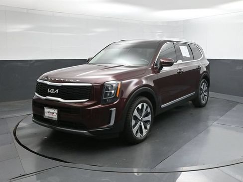 Used 2022 Kia Telluride EX w/ EX Premium Package FWD image 34