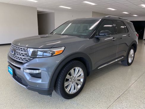 Used 2023 Ford Explorer Limited w/ Limited Technology Package image 1