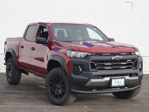 New 2026 Chevrolet Colorado Trail Boss AWD/4WD image 2