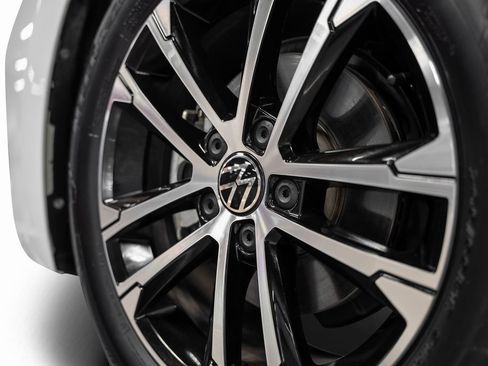 Used 2022 Volkswagen Jetta Sport image 15