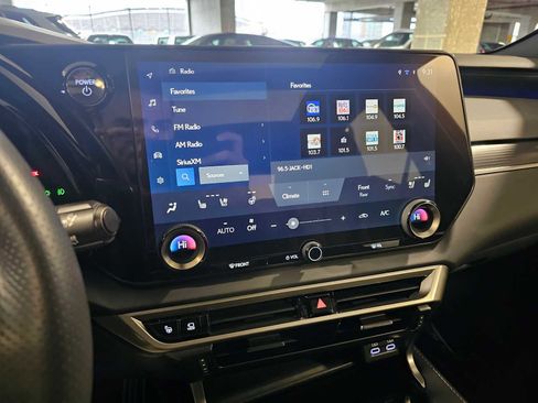 Used 2024 Lexus RX 500h F Sport w/ Convenience Package image 15