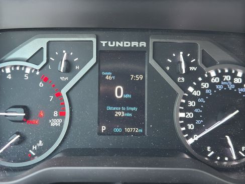 Used 2024 Toyota Tundra SR5 w/ SR5 Premium Package image 11