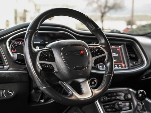 Used 2018 Dodge Challenger R/T Scat Pack w/ Leather Interior Group image 13