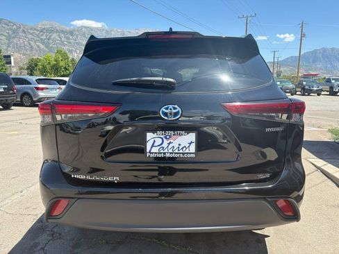 Used 2022 Toyota Highlander XLE image 5
