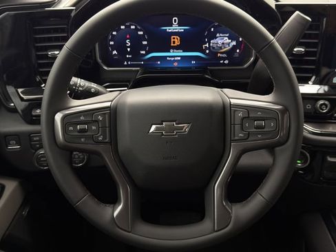 New 2026 Chevrolet Silverado 2500 ZR2 AWD/4WD image 13