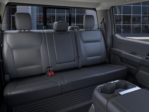 New 2026 Ford F250 Lariat w/ Black Appearance Package image 40