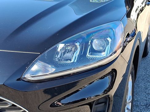 Certified 2022 Ford Escape SE w/ Convenience Package image 12