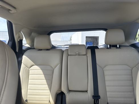 Used 2019 Ford Edge SEL FWD image 16