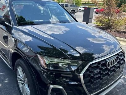 Used 2022 Audi Q5 2.0T Premium w/ Convenience Package