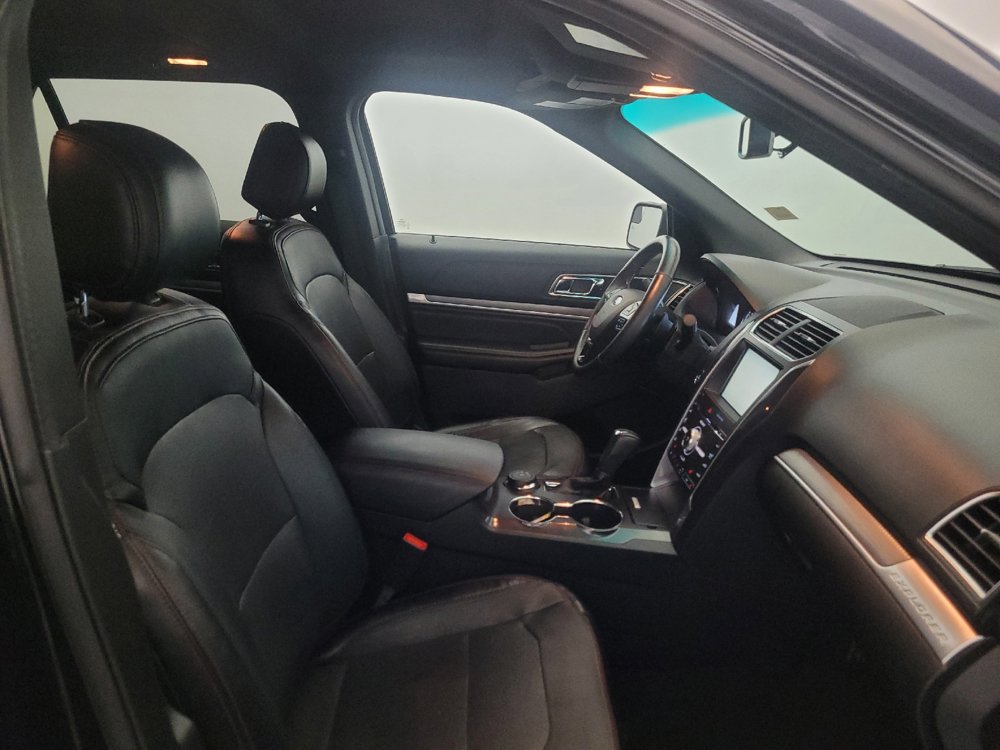 Used 2016 Ford Explorer Sport AWD/4WD image 21