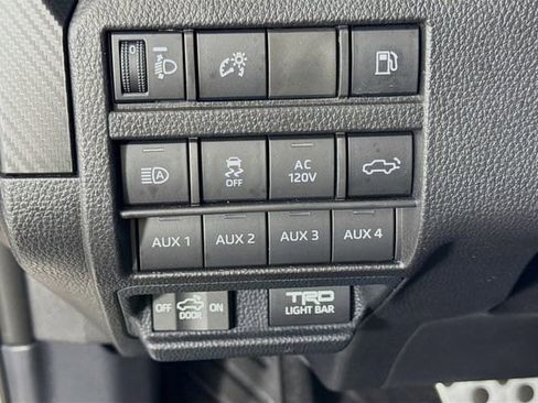 Certified 2025 Toyota Tacoma TRD Pro AWD/4WD image 11