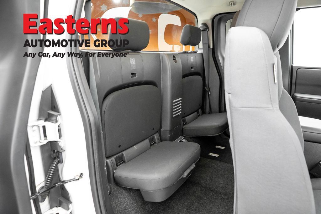 Used 2022 Nissan Frontier S RWD image 23