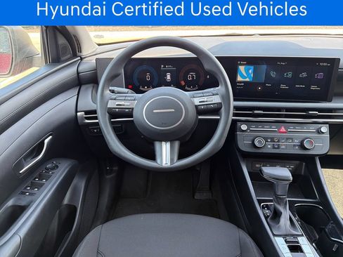 Certified 2026 Hyundai Tucson SE FWD image 16