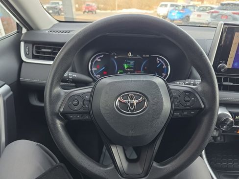 Certified 2025 Toyota RAV4 XLE image 19
