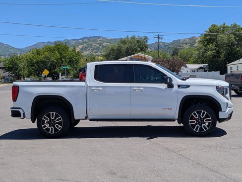 Used 2026 GMC Sierra 1500 AT4 w/ AT4 Premium Package AWD/4WD image 7
