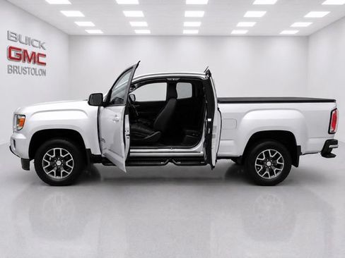 Used 2018 GMC Canyon All Terrain w/ Trailering Package AWD/4WD image 11