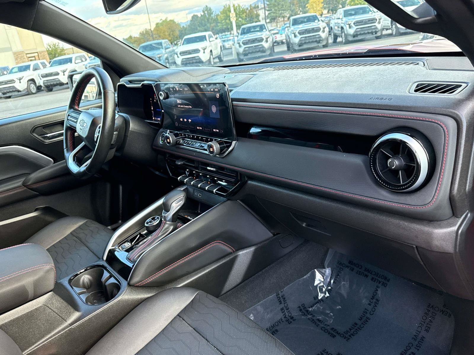 Used 2023 Chevrolet Colorado Z71 w/ Z71 Convenience Package 2 AWD/4WD image 19