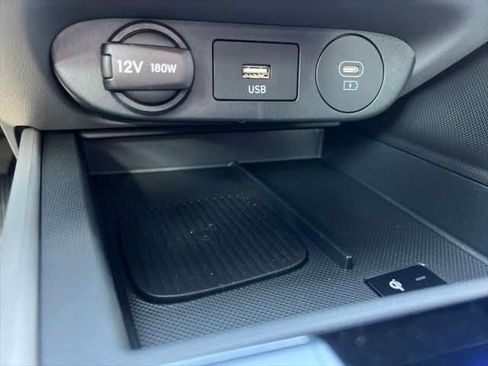 Used 2025 Hyundai Elantra Sport image 20