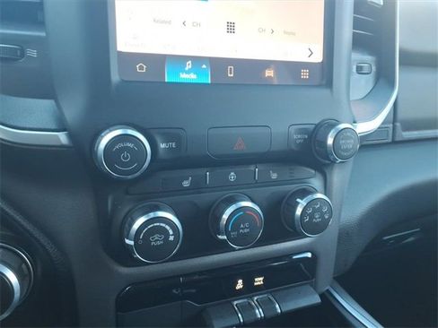 Used 2023 RAM 1500 Big Horn image 19