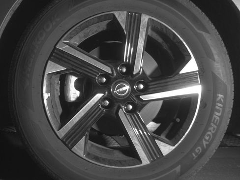 Used 2025 Nissan Sentra SV image 12