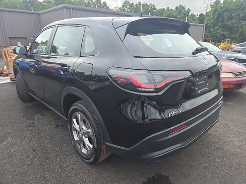 Used 2024 Honda HR-V LX image 3