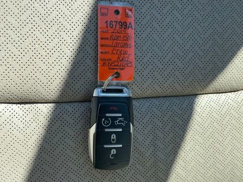 Used 2019 RAM 1500 Laramie AWD/4WD image 20
