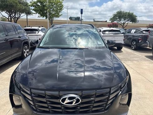 Used 2023 Hyundai Tucson SEL FWD image 3