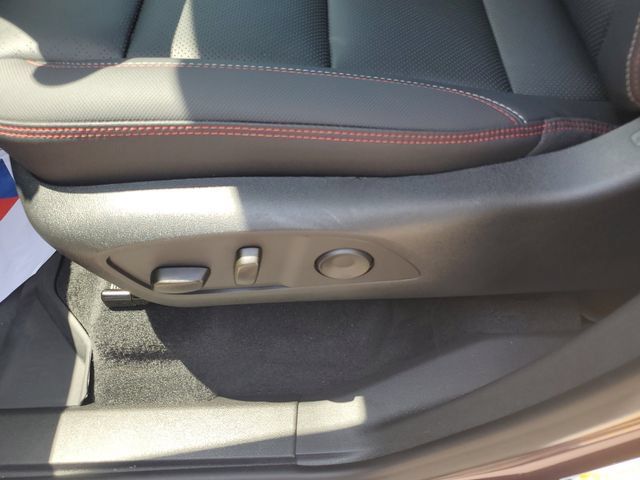New 2026 Chevrolet Traverse RS w/ LPO, Floor Liner Package FWD image 18