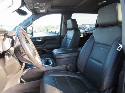 Used 2021 GMC Sierra 3500 Denali w/ Denali Ultimate Package image 14
