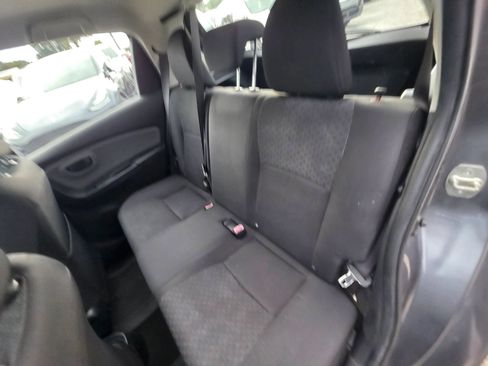 Used 2017 Toyota Yaris L FWD image 15
