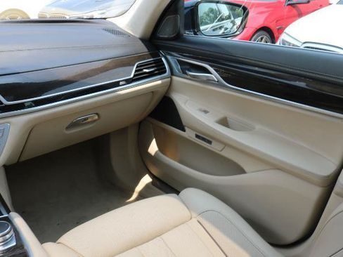 Used 2016 BMW 740i RWD image 24