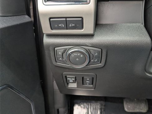 Used 2019 Ford F150 Lariat image 20