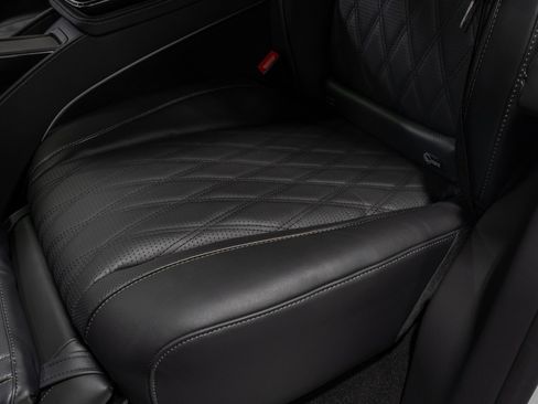 Used 2026 Mercedes-Benz Maybach GLS 600 4MATIC image 74