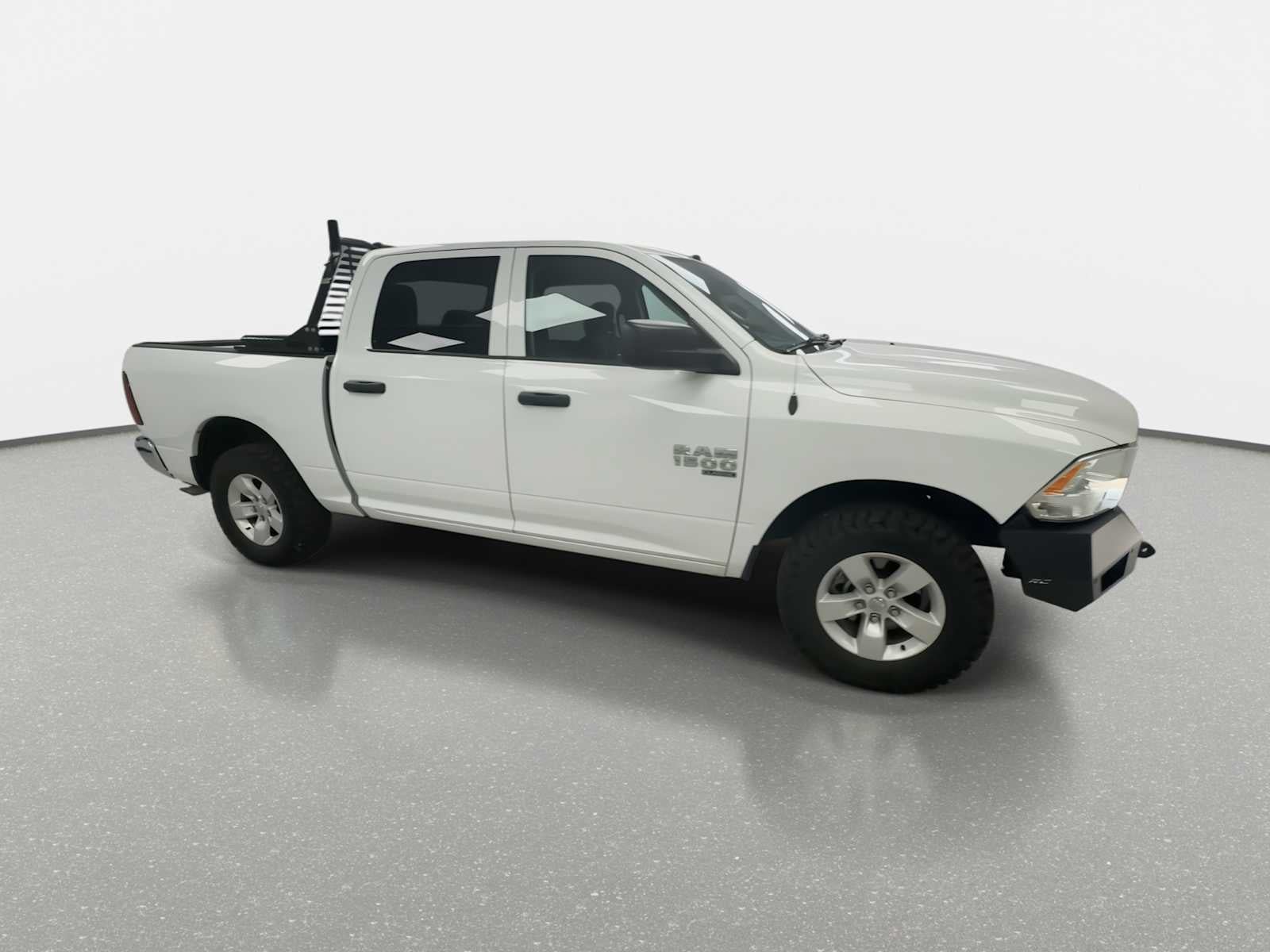 Used 2022 RAM 1500 Classic SLT w/ Electronics Group AWD/4WD image 2