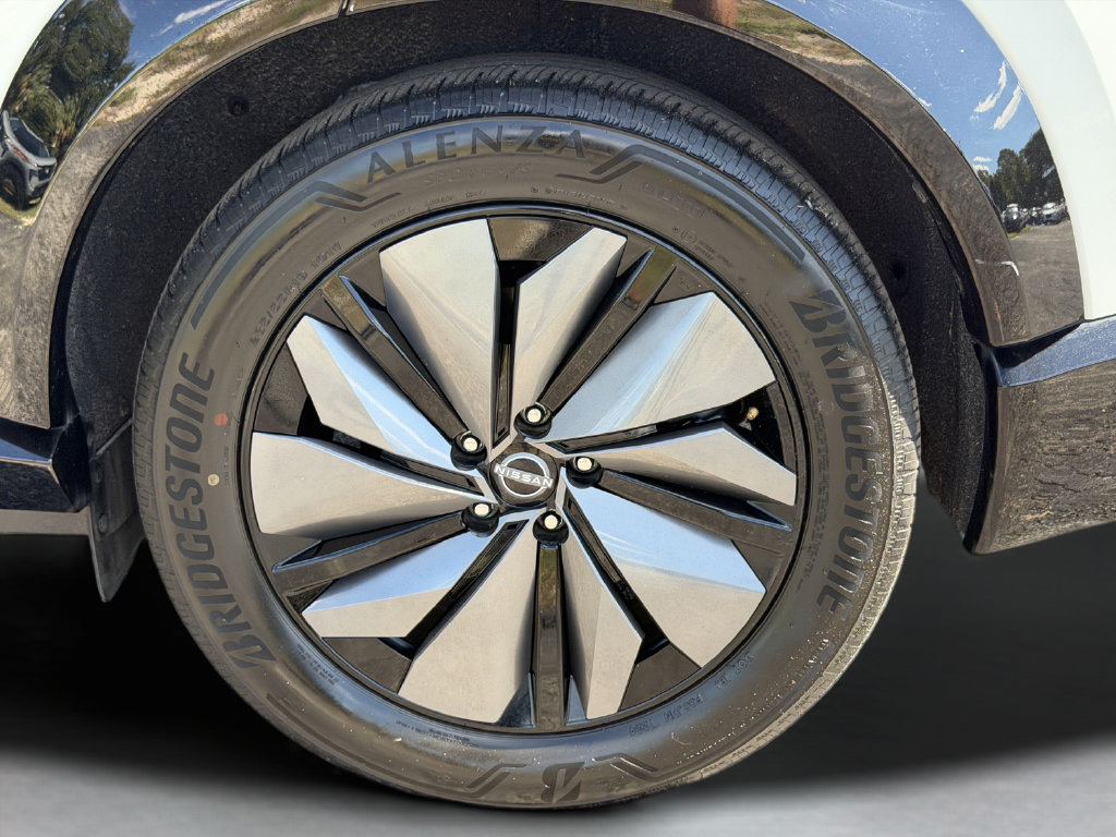 Used 2024 Nissan Ariya FWD image 18
