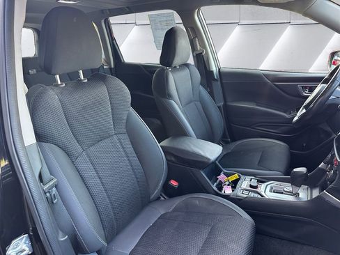 Used 2022 Subaru Forester Premium image 14